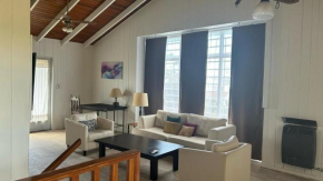 Casa amplia en Pinamar sur
